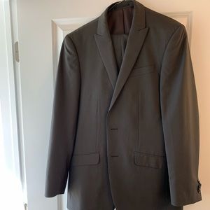 Kennth Cole Reaction Gray Two Pice Suit - Slim-Fit